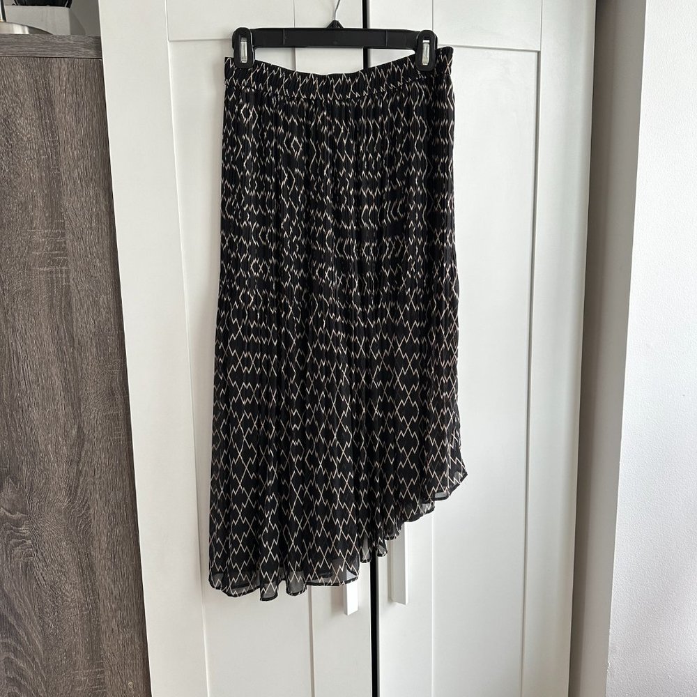 Club Monaco Asymmetrical Pleated Skirt in Size 6